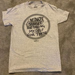 Funny Marvel T-Shirt that says “I’m not single I’m saving myself for Thor”